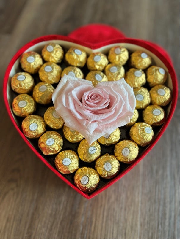 Heart rose & chocolate heart box